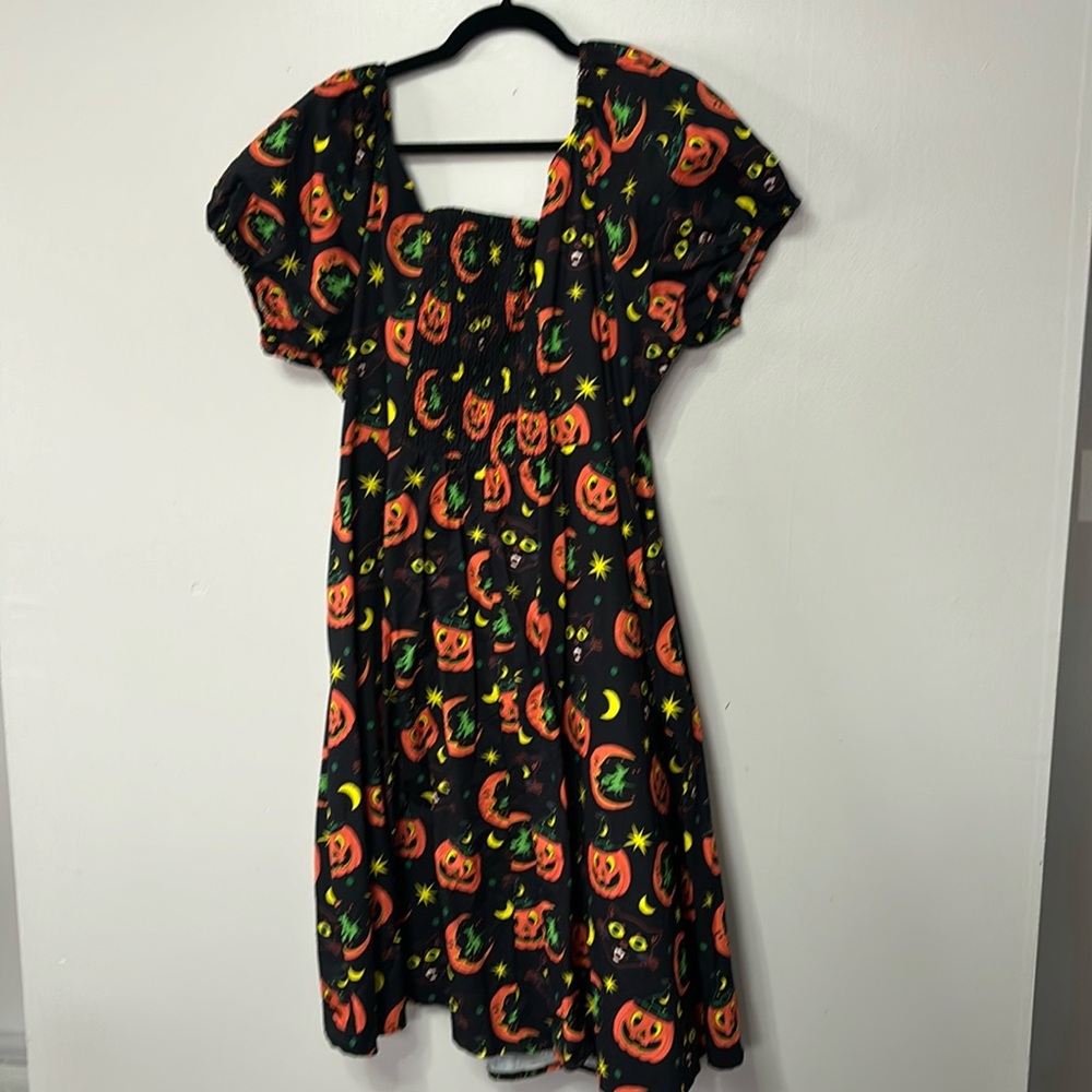 Rare 4X Backstitch Bruja tie front dress with pockets